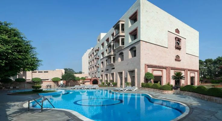 Courtyard by Marriott Agra