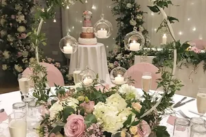 dining-table-centrepieces