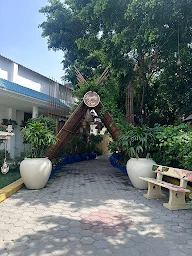 Aveda Kamal Place Jalandhar