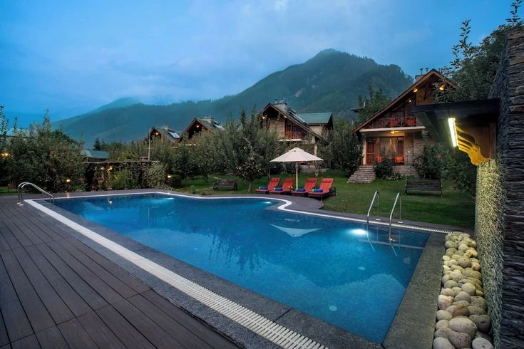 Tiaraa Jujurana Resort Manali