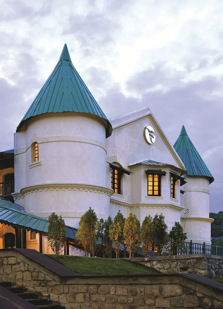 JW Marriott Mussoorie Walnut Grove wedding venue