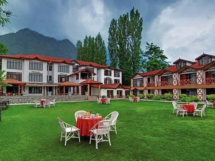 Vivanta Dal View Srinagar wedding venue