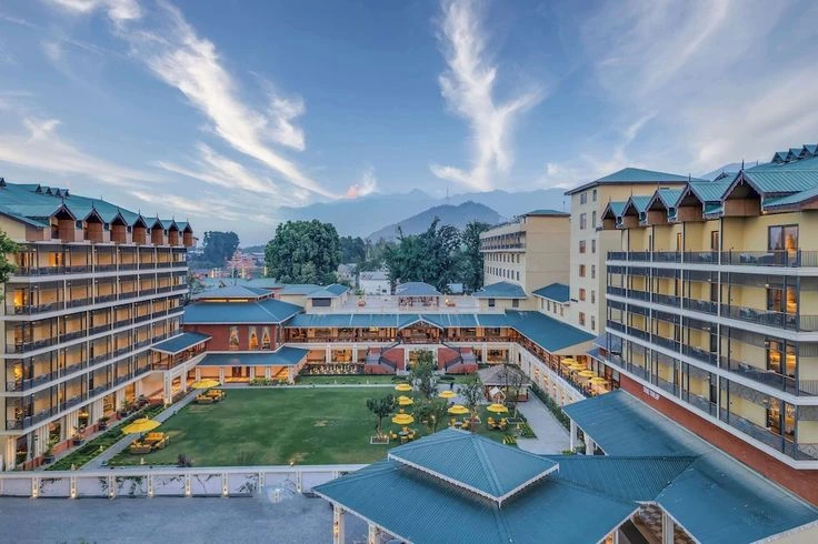 Khyber Himalayan Resort Gulmarg wedding venue